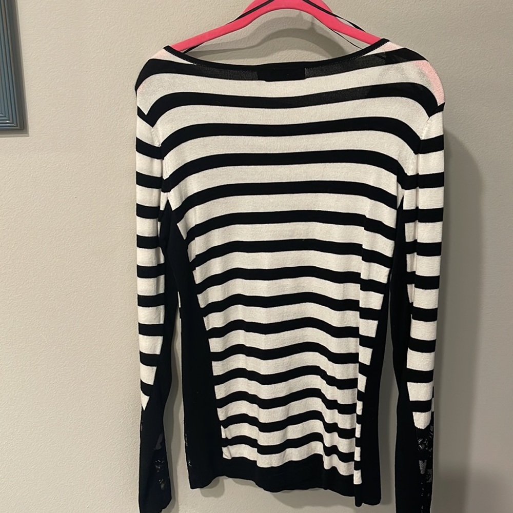 The Limited long sleeve knit shirt, light sweater - Picture 3 of 5